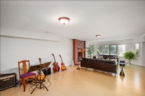 2 houses, 52 acres, Caledon, 15316 Mount Wolfe Road, Caledon, ON - Country homes for sale and luxury real estate including horse farms and property in the Caledon and King City areas near Toronto