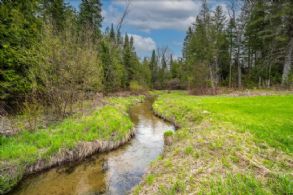 Winding Waters, Midhurst, Midhurst, Ontario - Country homes for sale and luxury real estate including horse farms and property in the Caledon and King City areas near Toronto