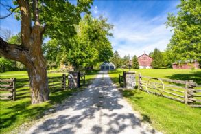 Sleepy Hollow Farm, Mono, Ontario - Country homes for sale and luxury real estate including horse farms and property in the Caledon and King City areas near Toronto