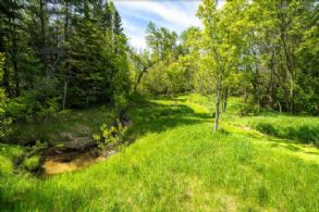 Sleepy Hollow Farm, Mono, Ontario - Country homes for sale and luxury real estate including horse farms and property in the Caledon and King City areas near Toronto