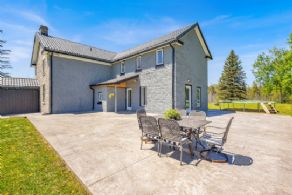 Patio - Country homes for sale and luxury real estate including horse farms and property in the Caledon and King City areas near Toronto
