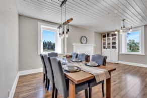 Stone House Farm, Caledon - Country homes for sale and luxury real estate including horse farms and property in the Caledon and King City areas near Toronto