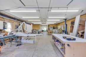 Workshop - Country homes for sale and luxury real estate including horse farms and property in the Caledon and King City areas near Toronto
