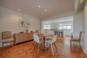 Breakfast room - Country homes for sale and luxury real estate including horse farms and property in the Caledon and King City areas near Toronto