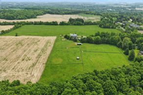 City views to the South - Country homes for sale and luxury real estate including horse farms and property in the Caledon and King City areas near Toronto
